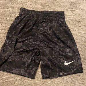 4T toddler boy Nike shorts. Worn maybe twice. Perfect condition.
